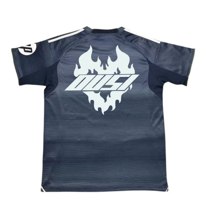 Camiseta Real Madrid x Omar Courtz