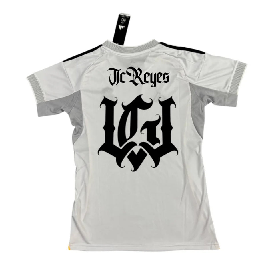 Camiseta Real Madrid x JC Reyes