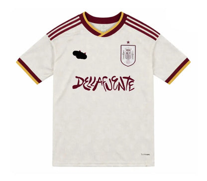 Camiseta España x Dellafuente