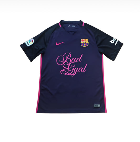 Camiseta Barcelona x Bad Gyal 3