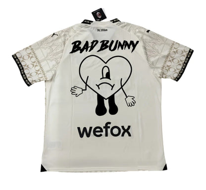 Camiseta AC Milan x Bad Bunny