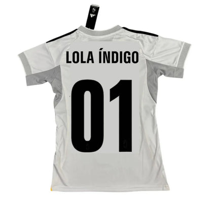 Camiseta Real Madrid x Lola Indigo