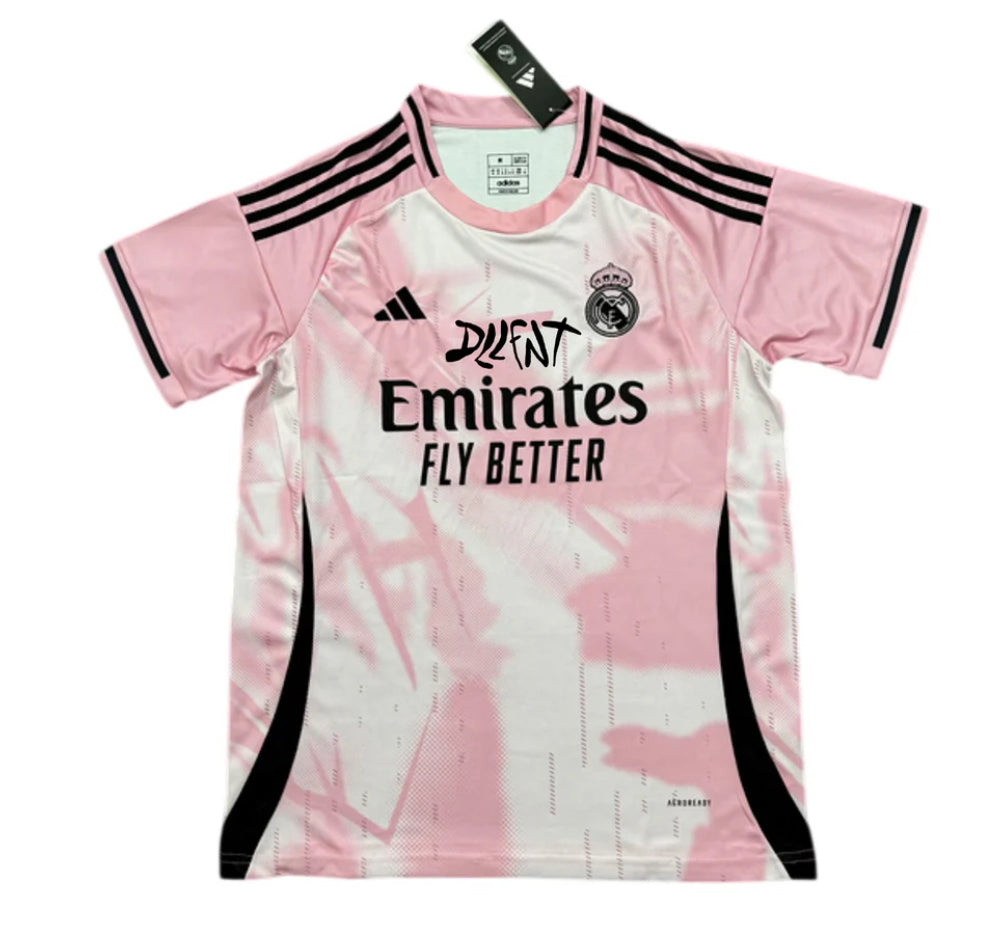 Camiseta Real Madrid x Dellafuente
